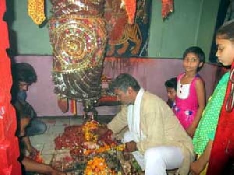 devotees visit  to Siar mother 