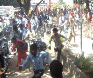 police lathicharge on students in punjab