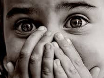 Oldman do rape with two girls from 5 days