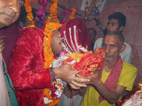 Bhagwati Temple reached teal hair beauty