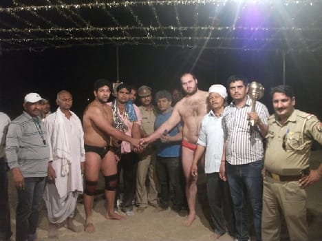 russian wrestler beaten by indian wrestler