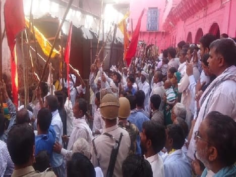 lattha puja in nari semri mela of mathura