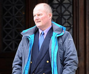 policeman sacked who had sex with women suspects in cells