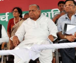 Mulayam says opposition to come as a unit soon.