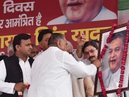 Mulayam says opposition to come as a unit soon.