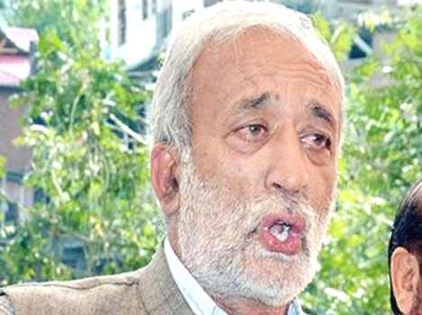 CPM leader Rakesh Singha try to crush the car.