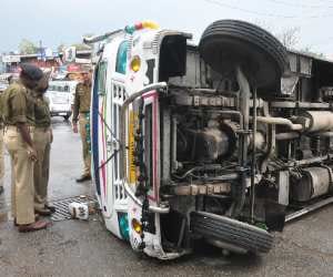 road accident in jammu seven injured