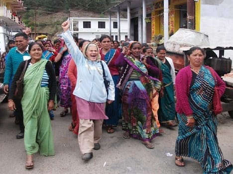Someshwar women demonstrated against alcohol