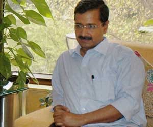 Delhi babus will do overtime, unhappy with govt decision