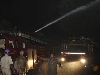 Fire in SBI Sadar branch, Lucknow.