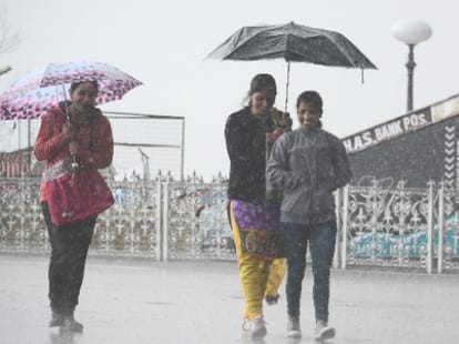 alert heavy rainfall in himachal for next four days