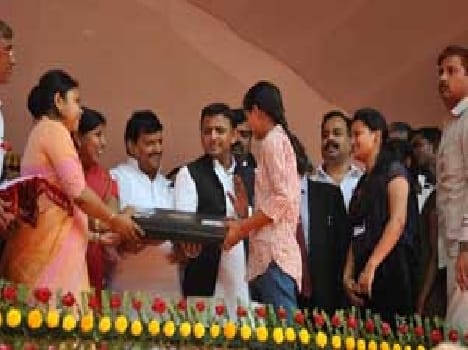 Start a new job every day : Shivpal