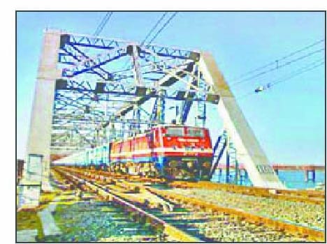OHE line hundred meters of wire theft