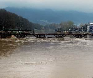 flood situation created in Kashmir due to rain