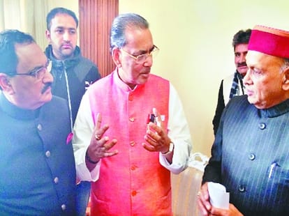 association with sangh will make color in bjp?