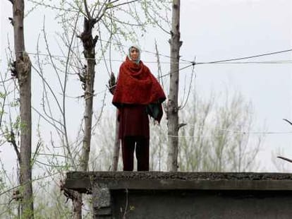 crucial night for kashmir says met