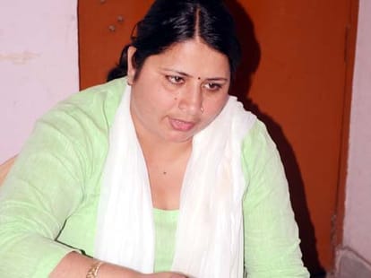 Women slaps SP leader in SP office
