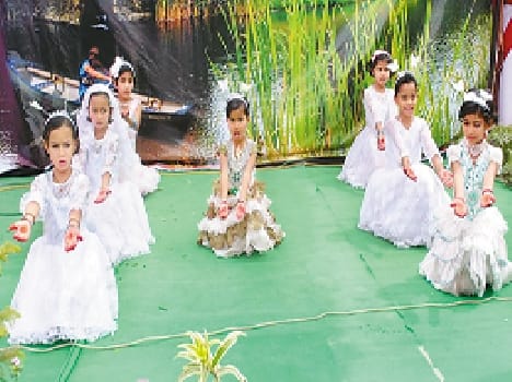 Cultural program by student