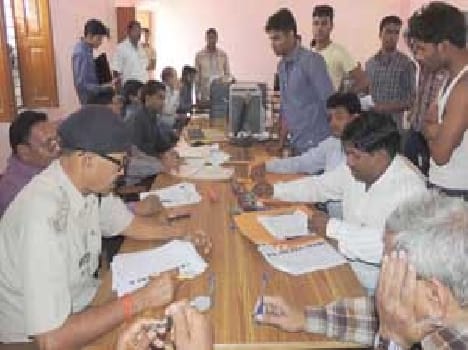 Police Recruitment : 13 candidates were beaten in medical