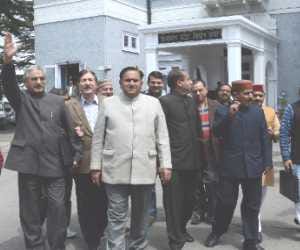 bjp walkout from hp vidhansabha.