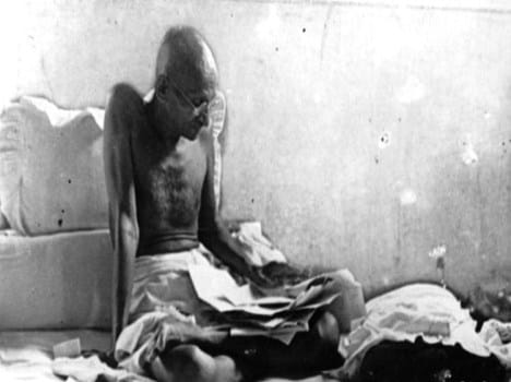 mahatma gandhi letter to hitler