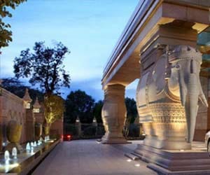 Suresh raina wedding at leela palace hotel delhi
