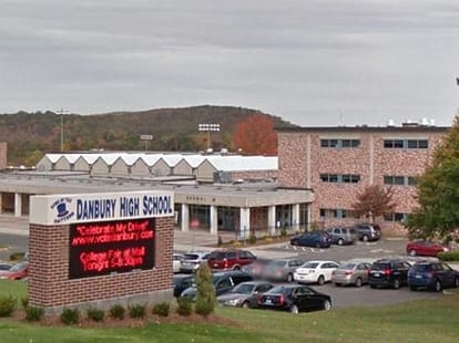 lady teacher arrested for making sexual relations with student