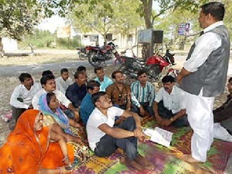 Teacher salaries remain happy Shicshamitr