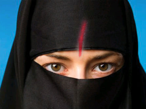 Muslim girl charge of Hindu husband
