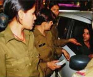Gugaon police stations have no toilets for women 