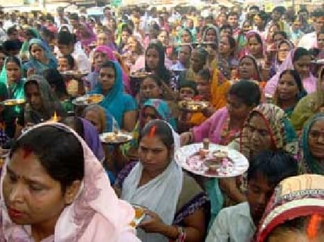 Aarti Hanuman devotees took