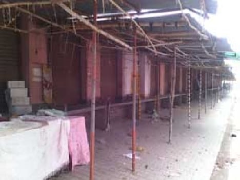 Shops closed, expressed opposition