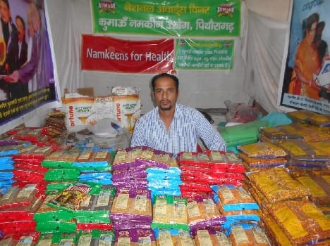 Pithoragarh Buransh of snacks and juice Motahldu demand