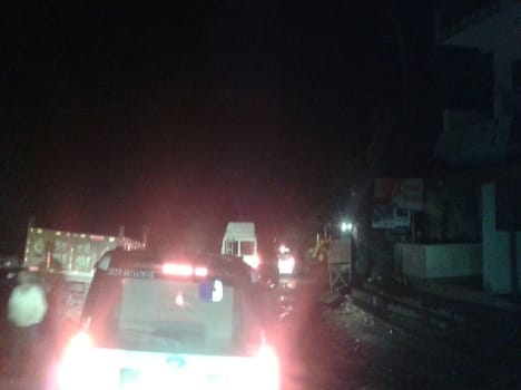 Heavy rain fell in Sldi debris, road closed