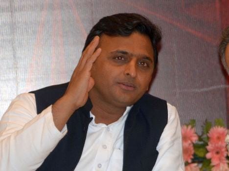 Akhilesh Yadav replied back to Mayawati.