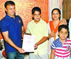13 year old child bravery saved family from robber