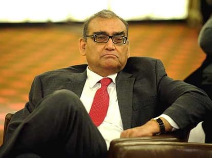 markandey katju opposes ban on cow slaughter