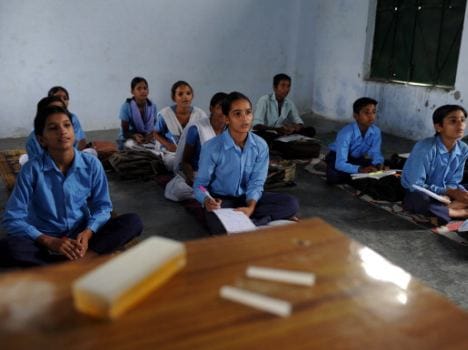 Shiksha mitra to become teachers by 30 April.