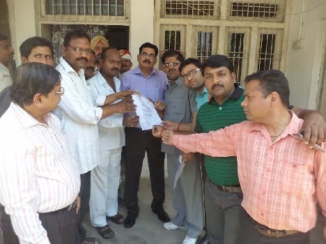 BJP members were the memorandum