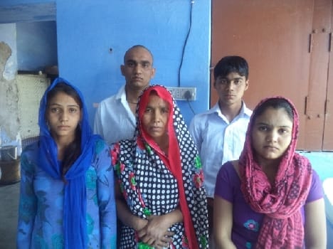 farmer's death in mathura after hail storm