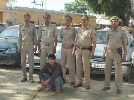 Vehicle thief gang busted Four luxury cars seized