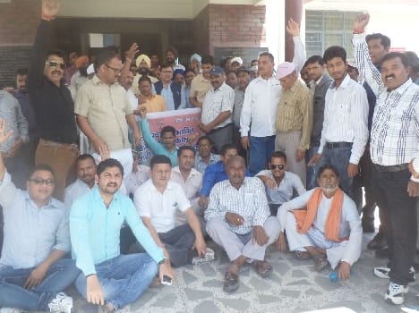 BJP members took the vows for compensation