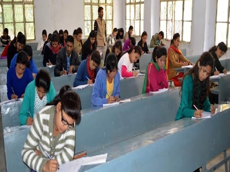 DSB 276 students returned to campus exam