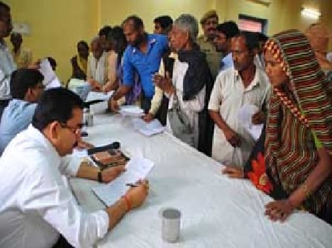 SDM divisional commissioner warned Mdihan