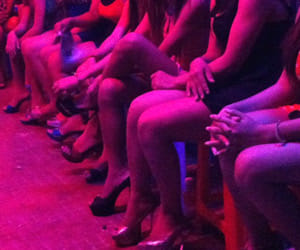 Raid on high class sex racket in kanpur