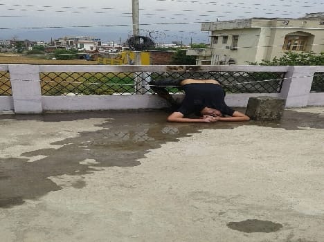 Hightension wire got stuck Youth