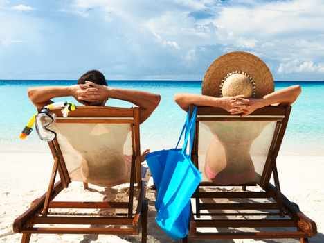 no more holidays to employees in 2016.