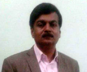 rajnath singh's relative shot dead in varanasi