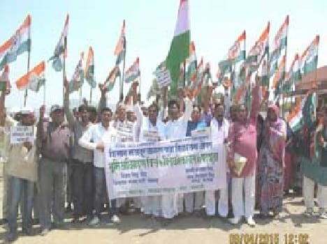 Farmer - workers walking out awakening