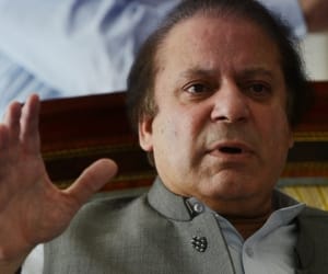 Pak PM Nawaz Sharif meeting with army chief and ISI chief